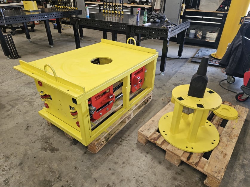 Automatisierte Betonschalung / Leitpflockfundament